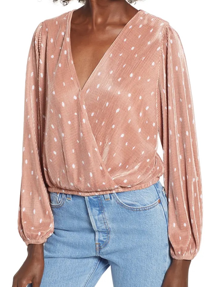 Astr The Label Pleated Surplice Long Sleeve Top Size M Coral V-Neck Blouse